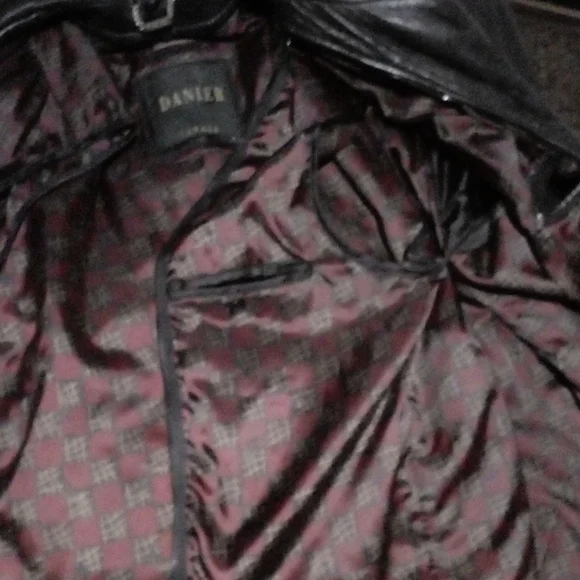 Jacket - Picture 2 of 4